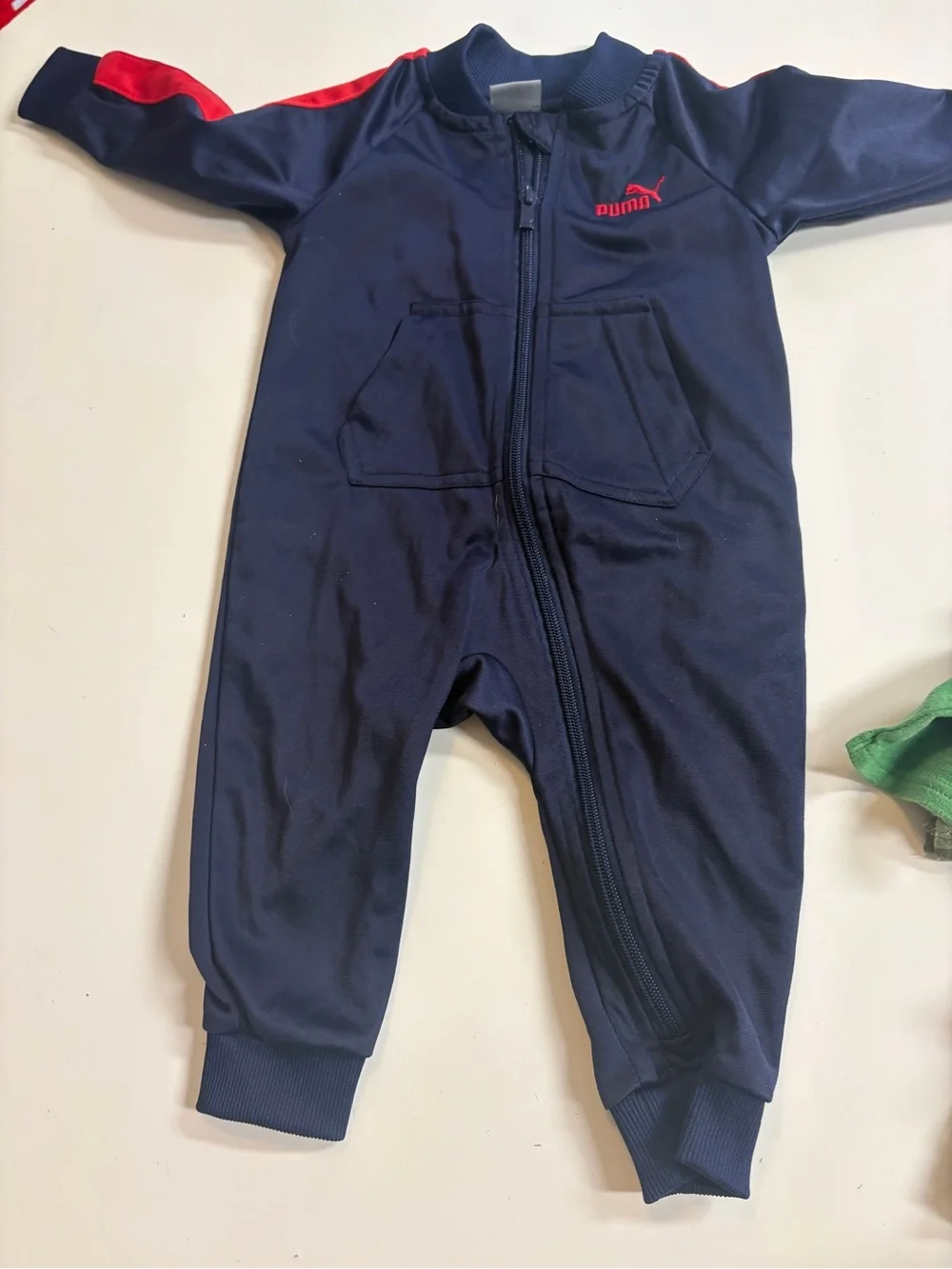 Lot of 5 pieces of 6-9 months boy clothing